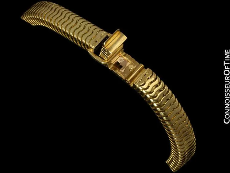 1960's Vacheron & Constantin Ladies Backwind Miniature Bracelet Watch - 18K Gold