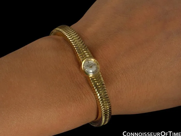 1960's Vacheron & Constantin Ladies Backwind Miniature Bracelet Watch - 18K Gold