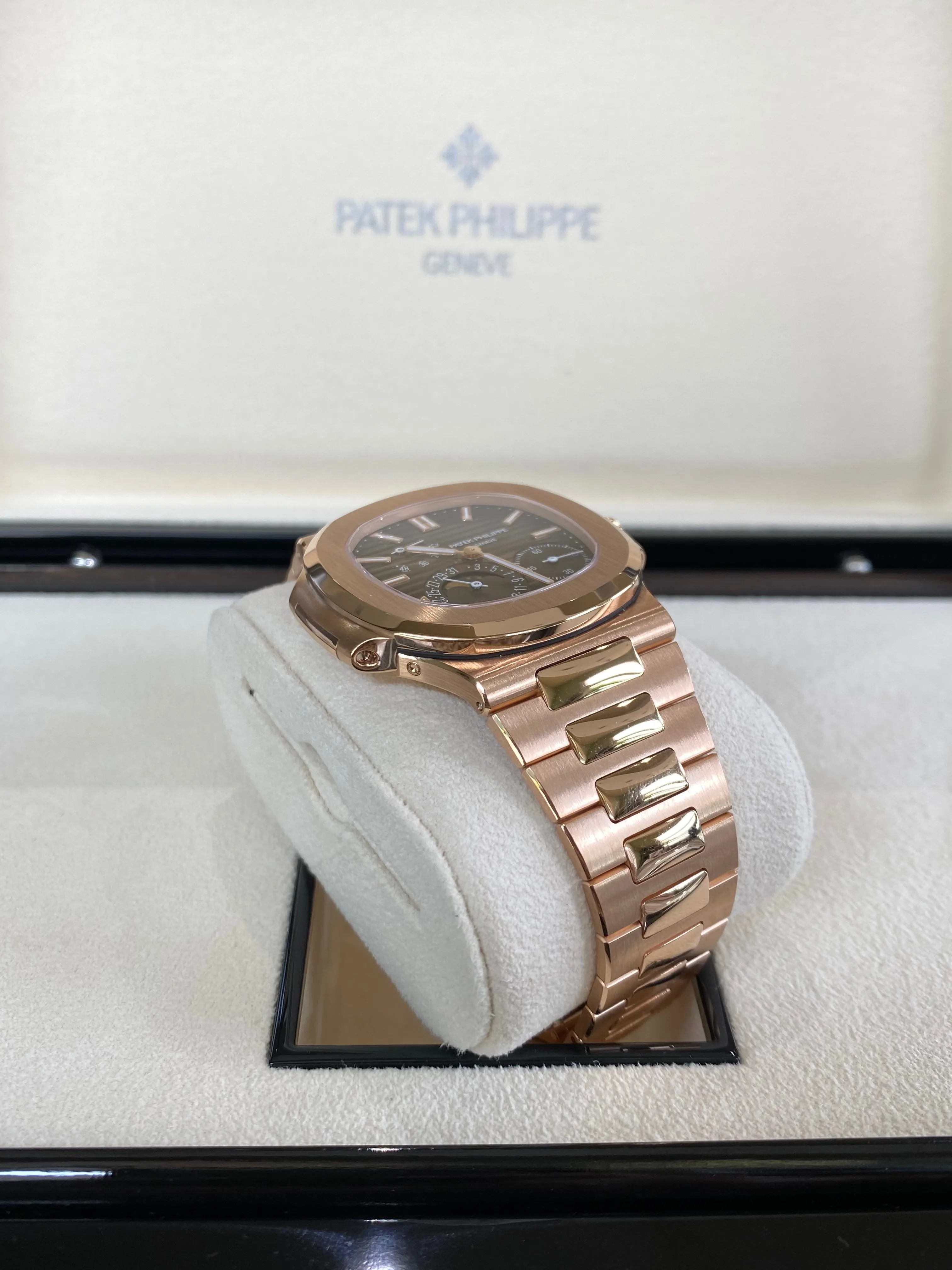 2023 Patek Philippe Nautilus 5712/1R