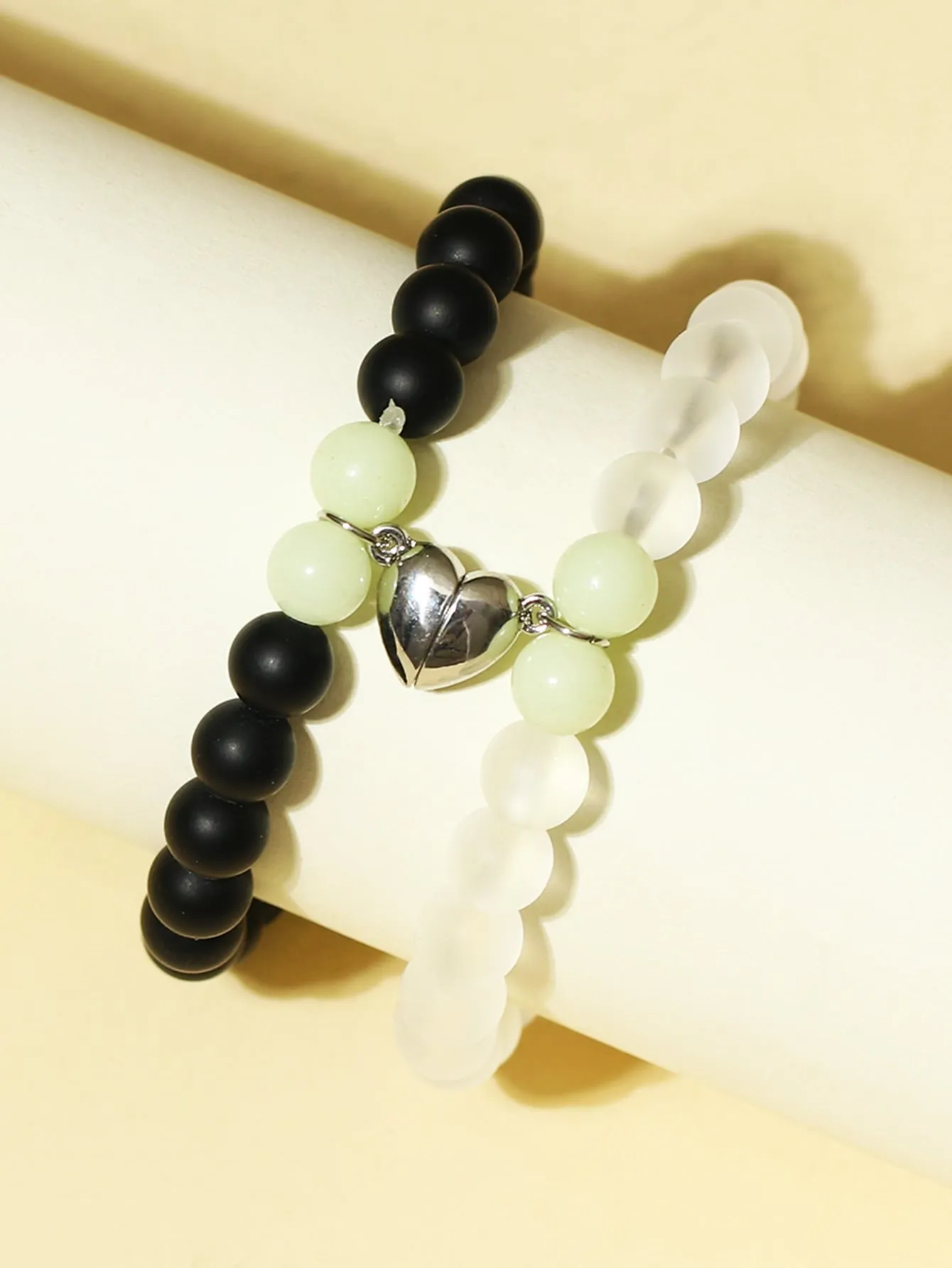 2pcs Couple Glow In The Dark Magnetic Heart Charm Matte Black Clear Bracelet