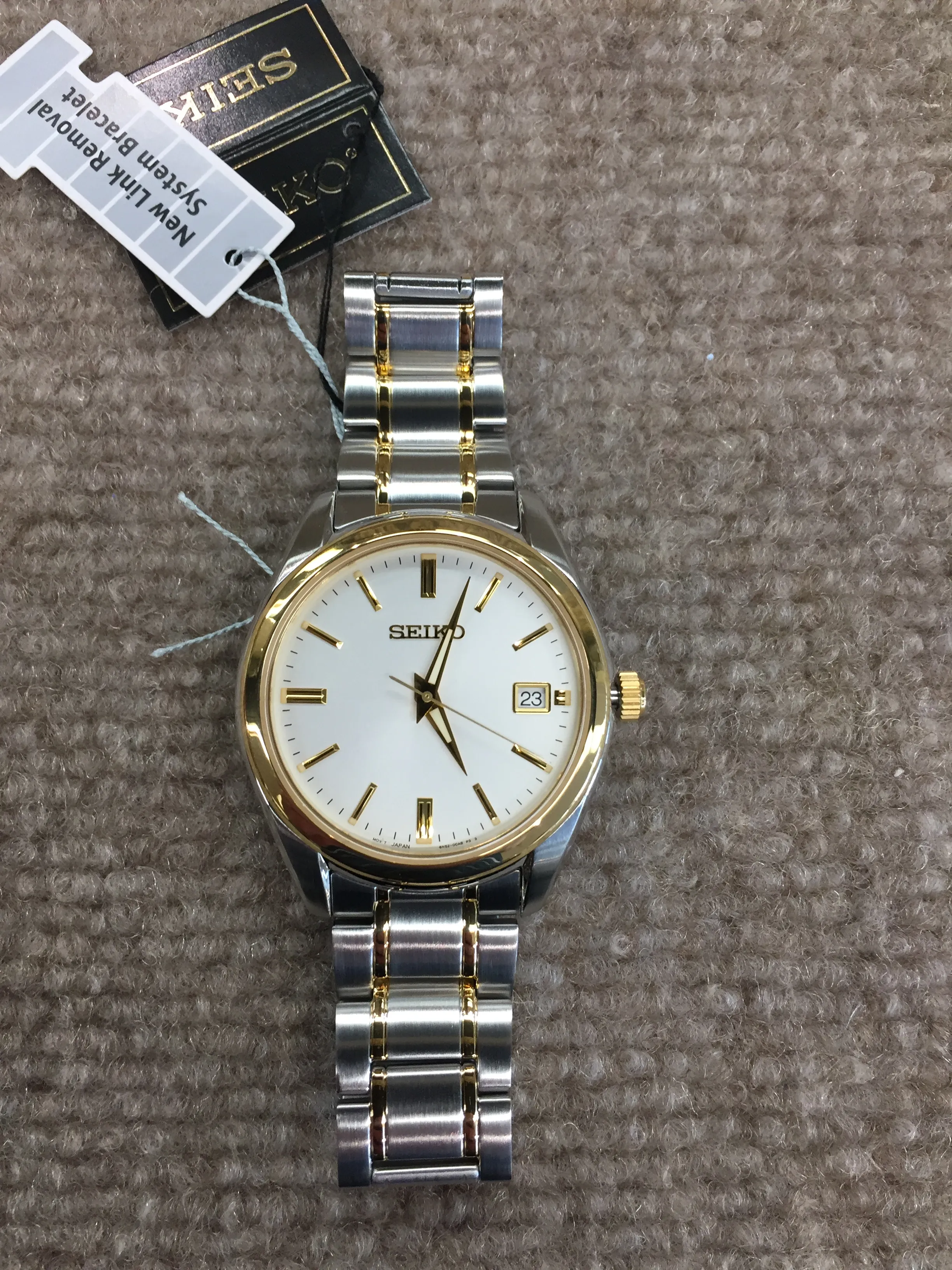 Men's Seiko Gold And Silver Colored Watch