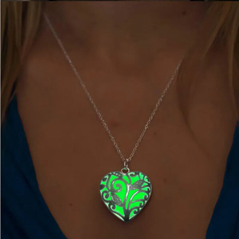 New Glow In The Dark Locket Silver Hollow Glowing Stone Pendant Statement Chocker Pendants Necklace For Women P1170