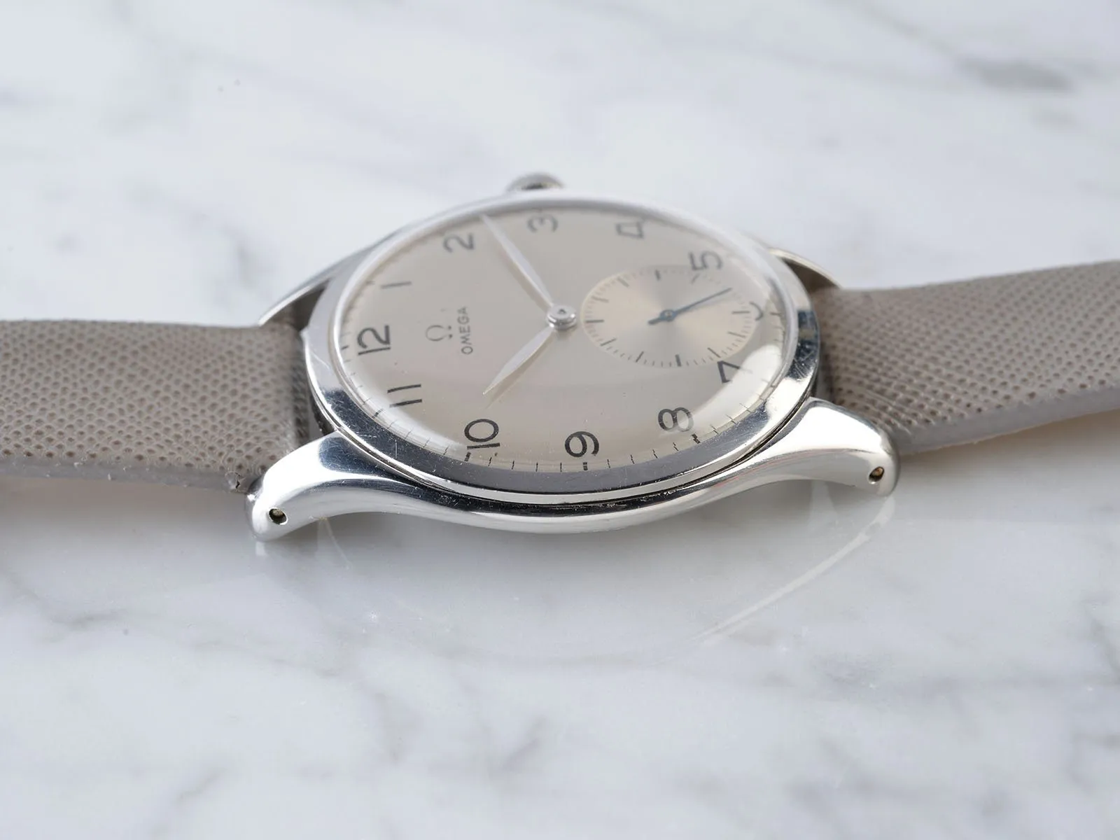 OMEGA 2505-8 OVERSIZED DRESSWATCH