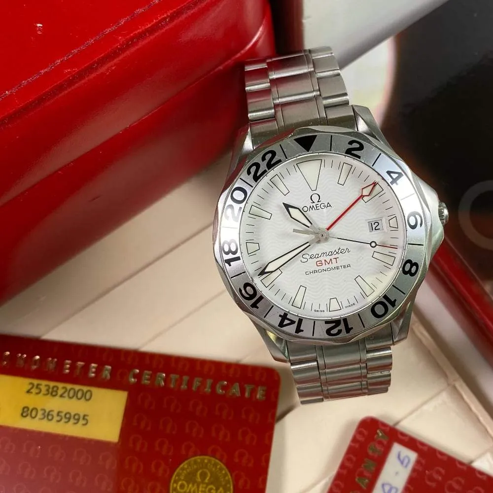 Omega Seamaster GMT Great White 25382000