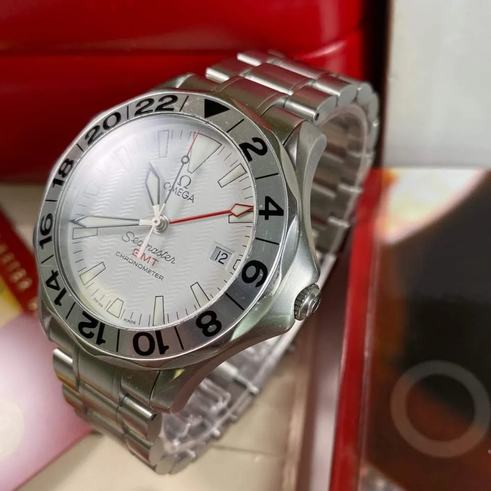 Omega Seamaster GMT Great White 25382000