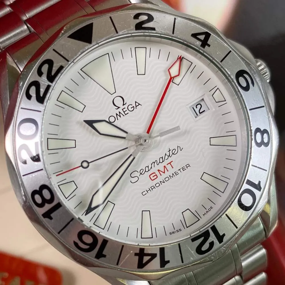 Omega Seamaster GMT Great White 25382000